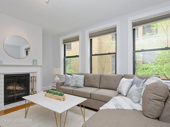 4th image of 636 W Waveland Ave #2D