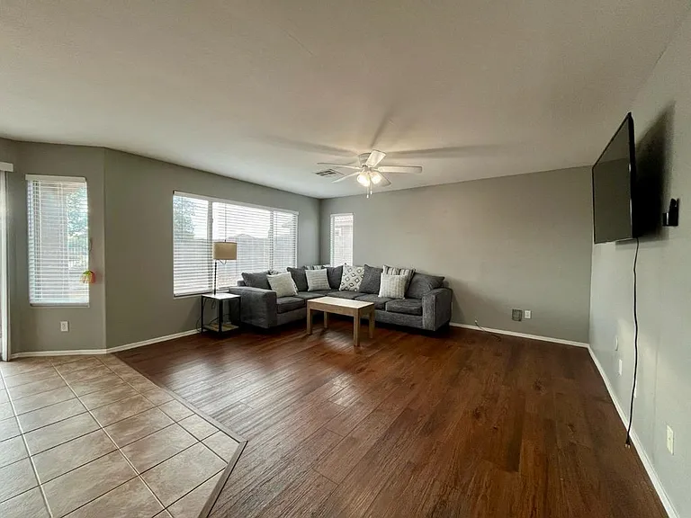 29589 N Little Leaf Dr — Photo 5