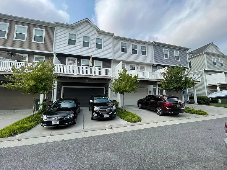 1676 Avalene Way — Photo 26