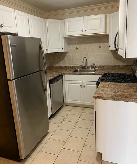 521 Smithfield Rd #307 — Photo 1