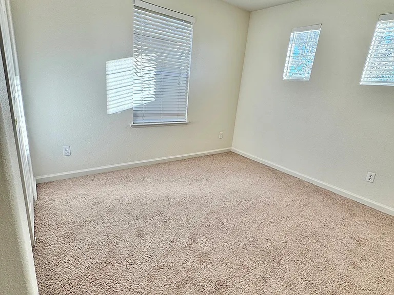 6682 Panther Creek Dr — Photo 24