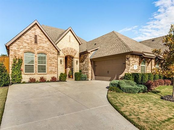 3rd image of 752 Caveson Dr