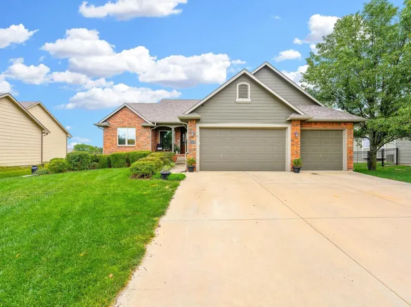 2208 Chestnut Ct, Augusta, KS 67010