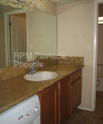 3rd image of 3807 N 30th St Unit 6