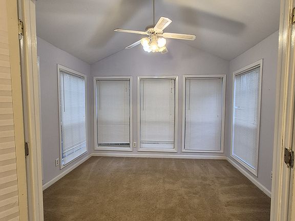 4th image of 5052 Brittany Dr