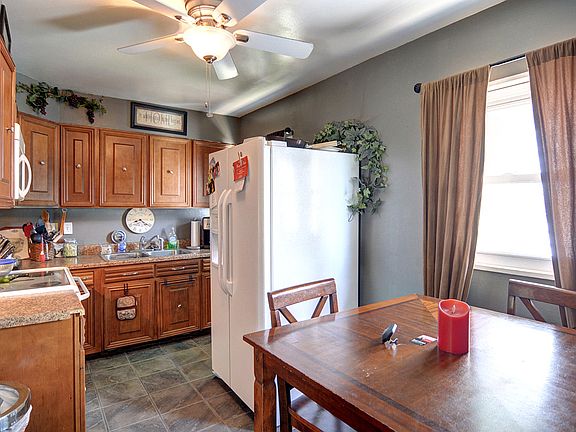 5th image of 5785 Hendon Ave