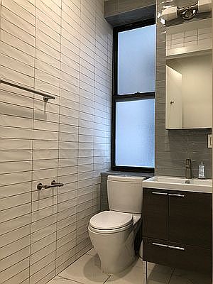 5th image of 222 W 21st St APT 1F