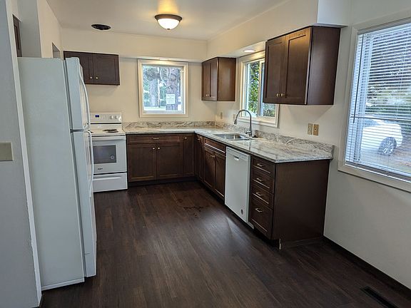 3rd image of 3430-3438 Northwest Ave #3430