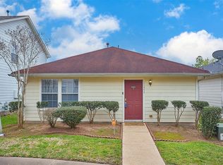 11953 Chanteloup Dr, Houston, TX 77047