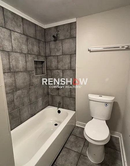 689 Baltimore St — Photo 14