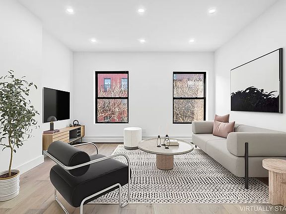 2nd image of 287 Henry St #4