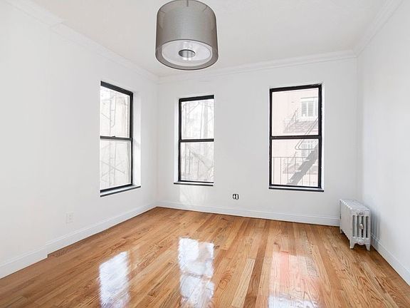 5th image of 29 Bedford St #5