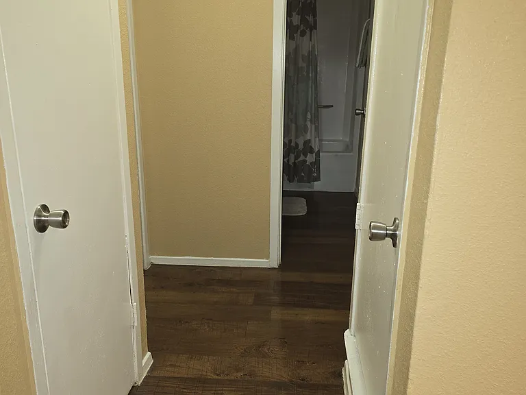 Sandpiper Apartments & Storage — Photo 12