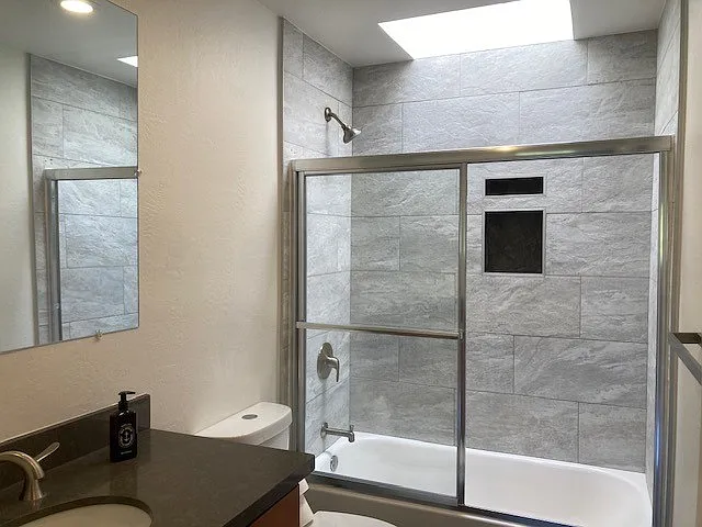 530 Midway Blvd — Photo 10