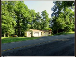 48 Copeley Rd, Newton, NJ 07860