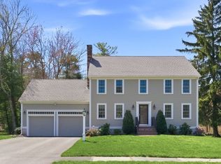 7 Tanglewood Rd, East Walpole, MA 02032