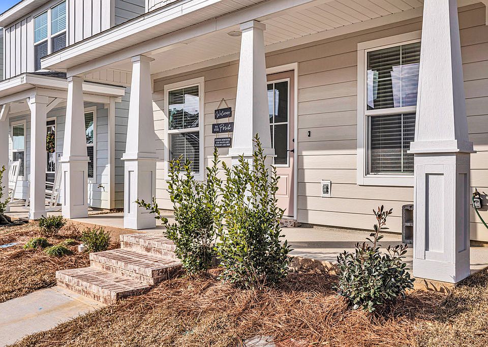 1st image of 119 Coral Breeze Dr