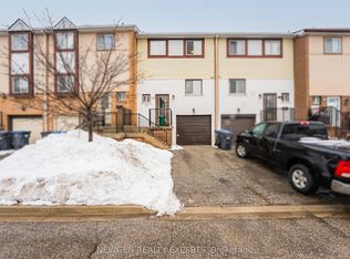 87 Moregate Cres, Brampton, ON L6S 3K9