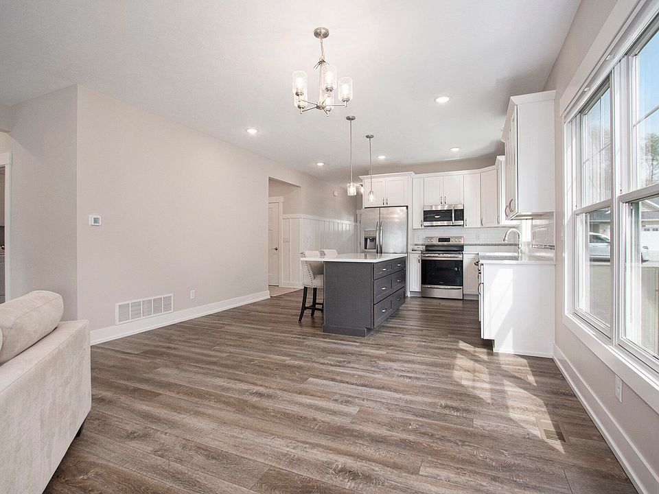 1000 Maplewood Ct, Holland, MI 49423 Zillow