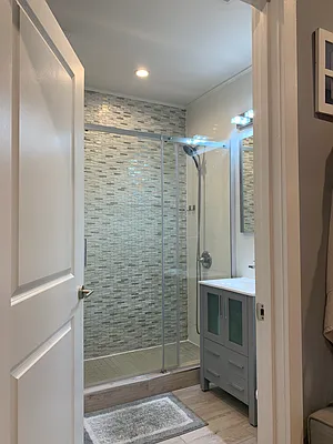 Rented by ABCO Commercial Properties, LLC | media 28