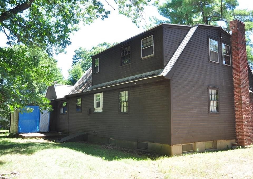 2nd image of 93 Adams St