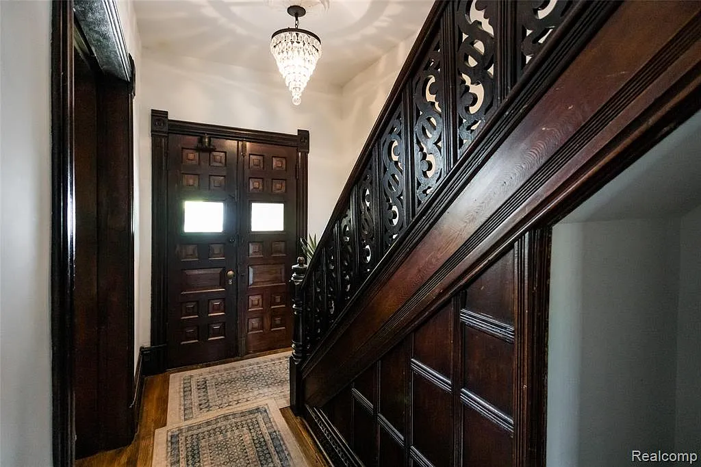 3 bed, 2.5 bath, 2122 sqft, $2,900 — Photo 3