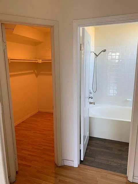 1 bed, 2100 sqft, $2,150 — Photo 3