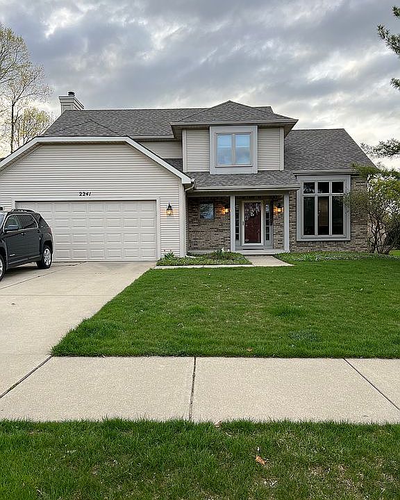 1st image of 2241 Cedarbend Dr