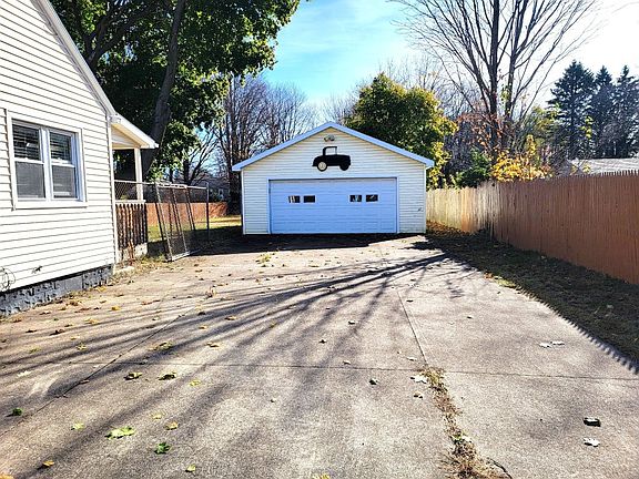 2nd image of 4477 W 28th St