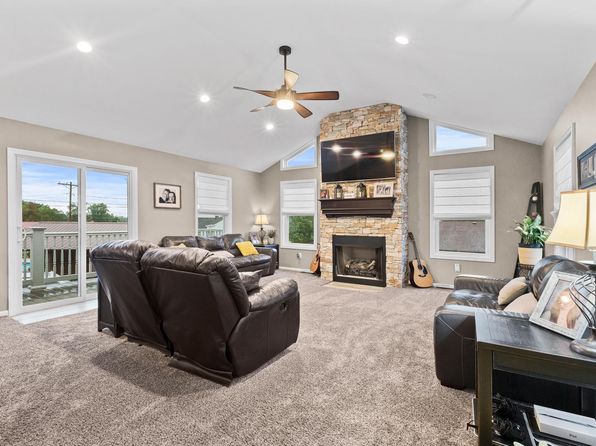 1549 Elmhurst Dr, Worthington, KY 41183