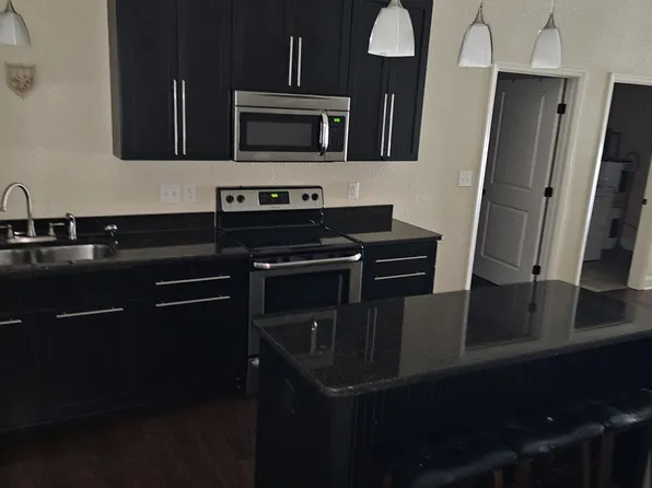 204-223 N Montgomery Ave APT 204, Sheffield, AL 35660