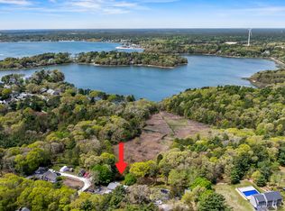 215 Head Of The Bay Rd, Bourne, MA 02532