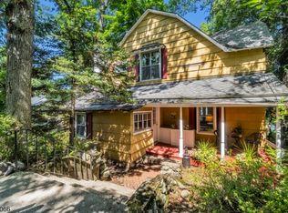 439 Lakeside Blvd, Hopatcong Boro, NJ 07843