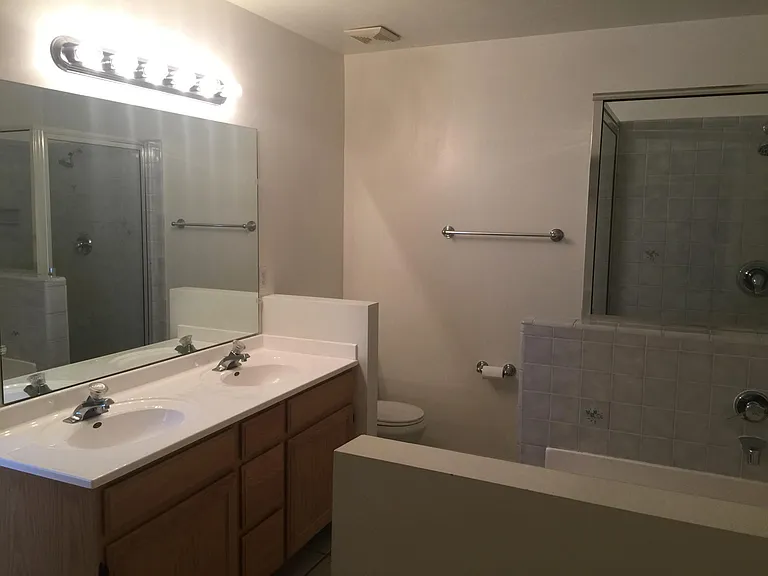 164 N 575 E — Photo 11