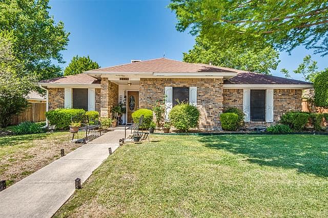 1st image of 2519 Kingsridge Dr