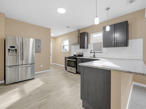 3rd image of 340 Amherst St Floor 2