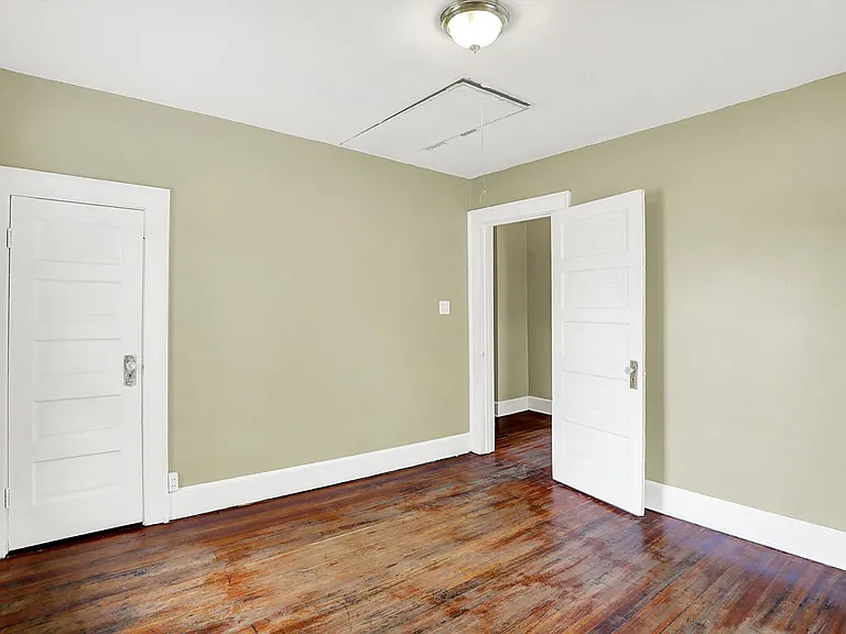 626 N Riley Ave — Photo 20