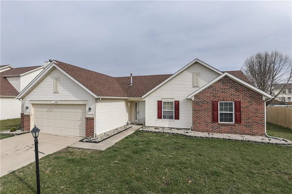 430 Alton Dr photo 1