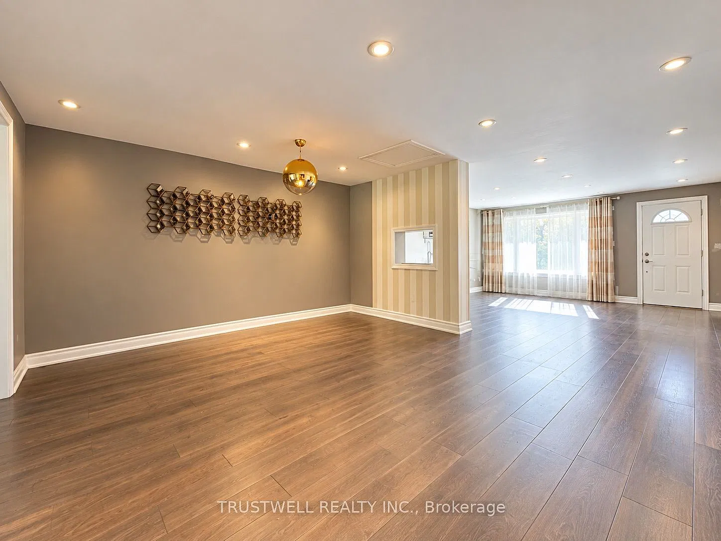 3 bed, $3,995 — Photo 2