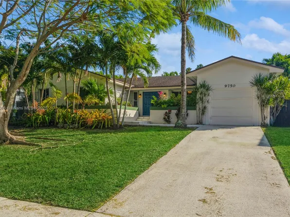 9750 SW 214th Ter, Cutler Bay, FL 33189