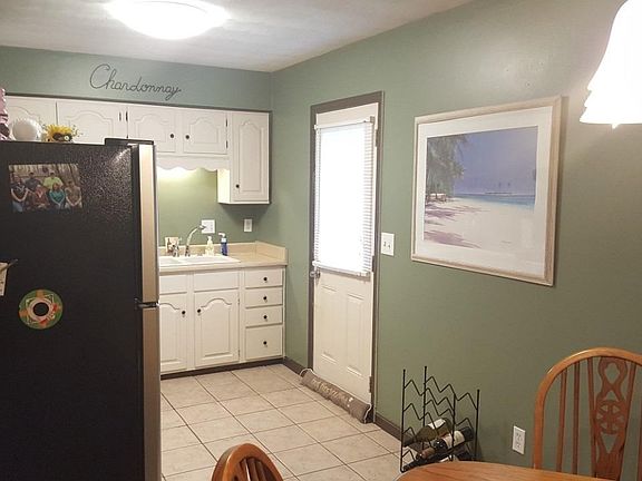 4th image of 332 Pheasant Run Dr