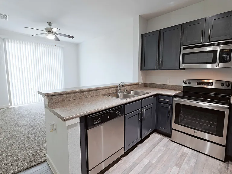 The District At Cypress Waters - Parson's Green — Photo 322