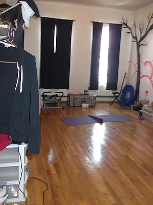 Rented by Nooklyn NYC LLC | media 20