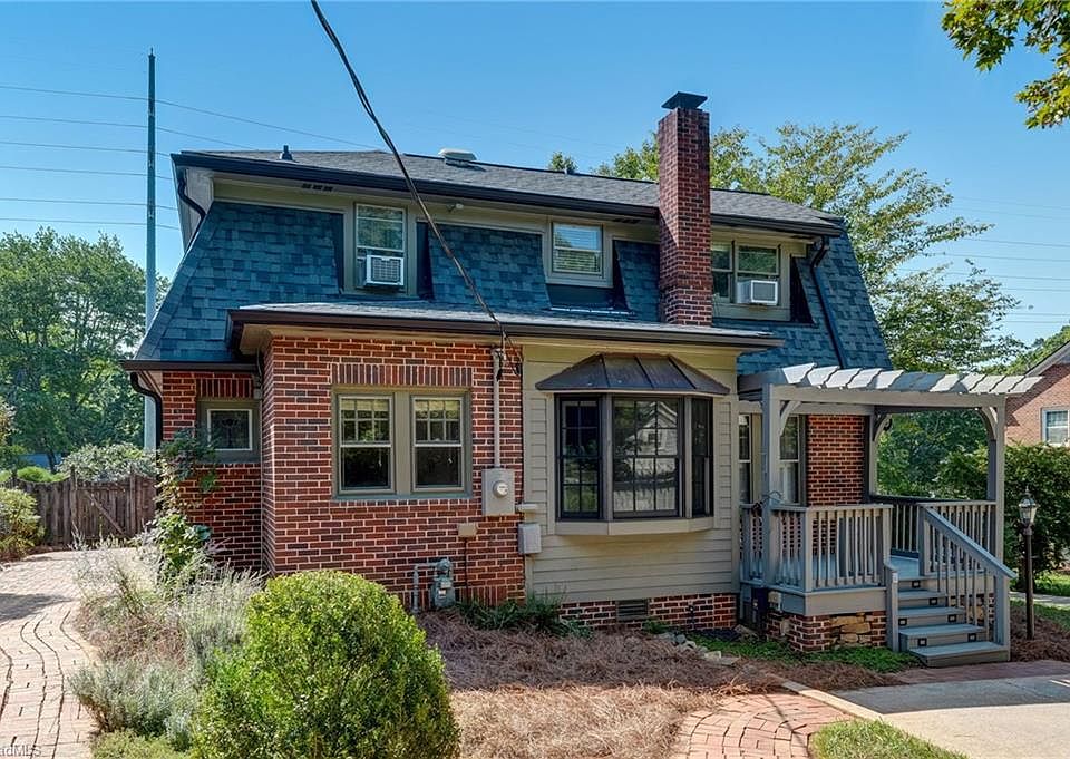 43rd image of 618 Parkway Blvd