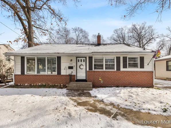 2708 Newstead Ave SW, Wyoming, MI 49509