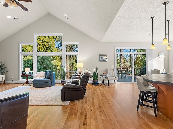 4th image of 3544 SE Deer Creek Way