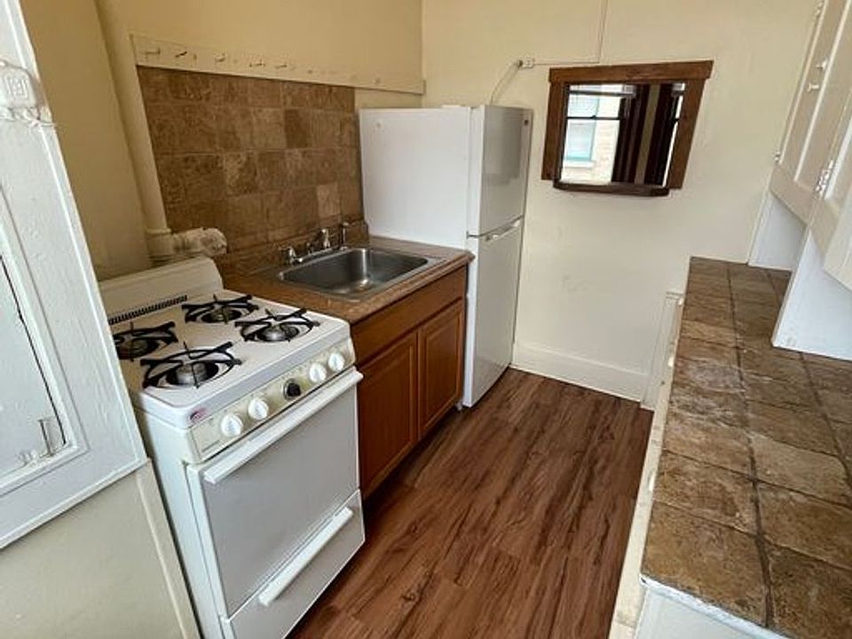 1st image of 1461 N Logan St APT D4