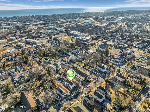 3rd image of 148 Dewitt Ave