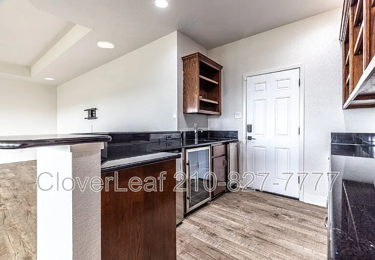 335 Charon Point — Photo 31