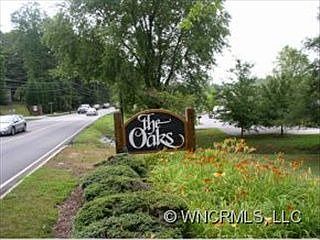4th image of 202 Spanish Oak Ln